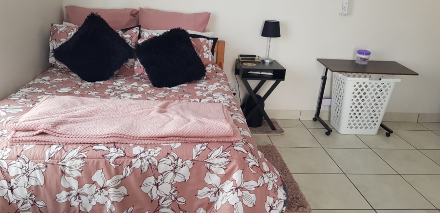 To Let 1 Bedroom Property for Rent in Laguna Sands Western Cape